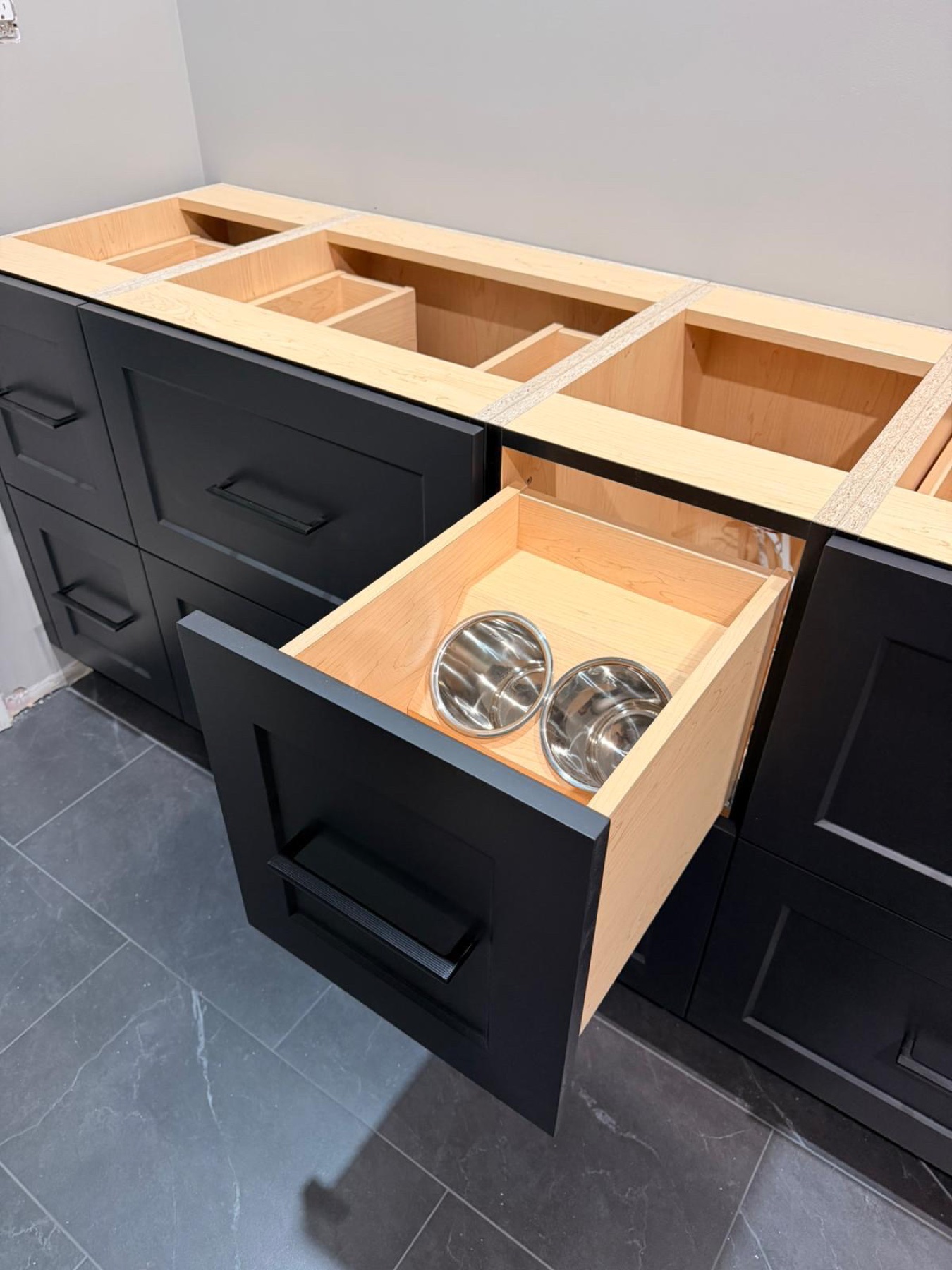 Closet drawer detail